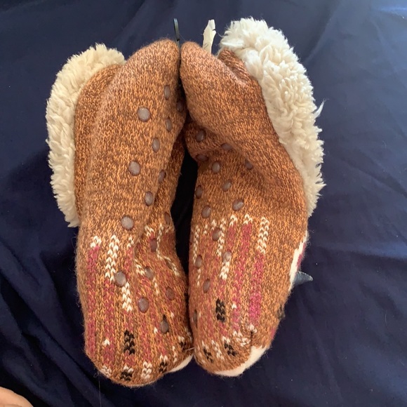 I pair of slipper/socks - Picture 2 of 4